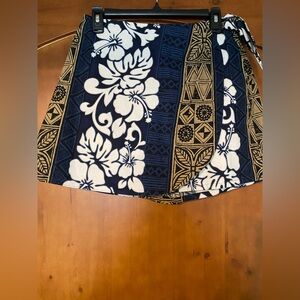 Vintage Hilo Hattie 100% Cotton Hawaiian Wrap Style Mini Skort Medium